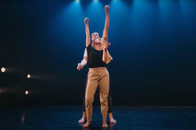 Contemporary circus piece: Amalgam