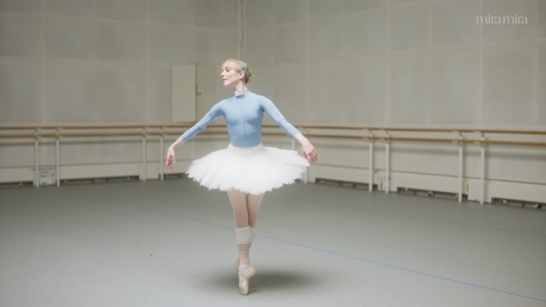 Sarah Lamb in Becoming Sugar Plum Fairy